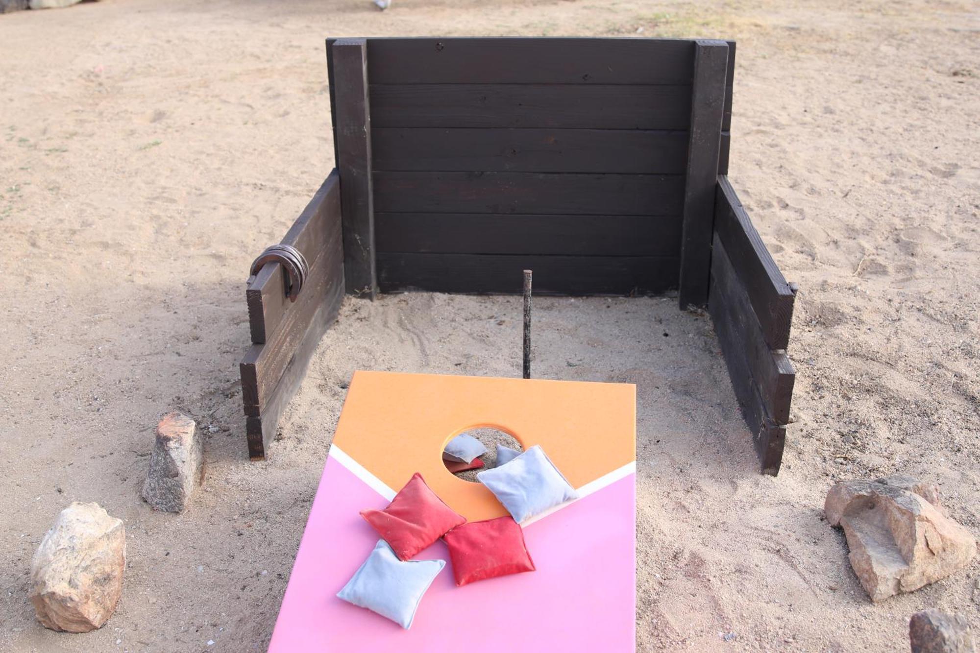 Twin Palms Desert Getaway - Jacuzzi, Fire Pit, Meditation Room & More Joshua Tree Exterior foto